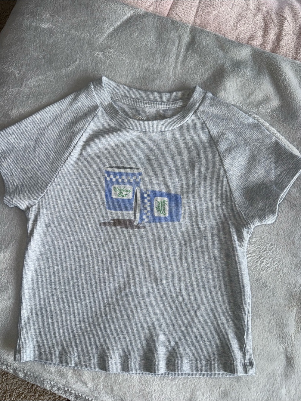 Women’s Short-Sleeve Grey Graphic Tee